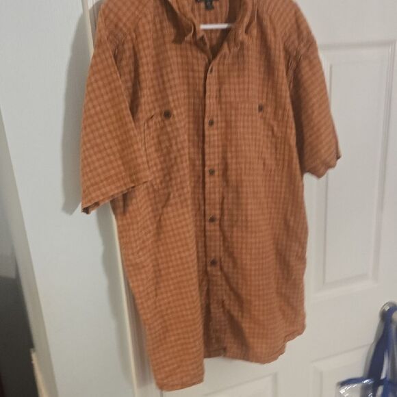Men's Brown Checkered Shirt - Picture 6 of 7